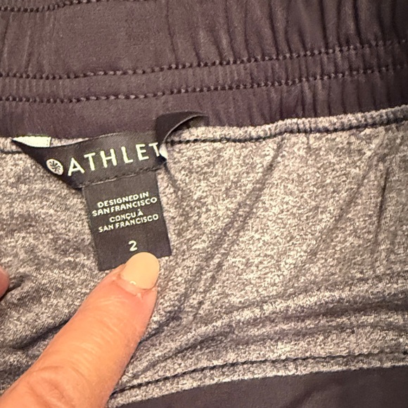 Athleta women’s Dark Camouflage Joggers - Picture 2 of 5